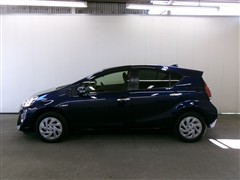 アクア S スタイル ブラック