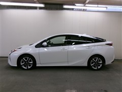 プリウス A ツーリングセレクション