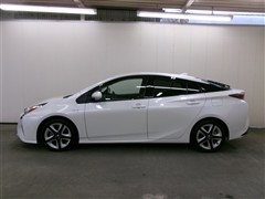 プリウス A ツーリングセレクション