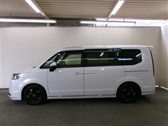 ステップワゴンE:HEVスパーダ