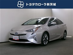 トヨタ プリウス A ツーリングセレクション