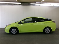 プリウス A プレミアム