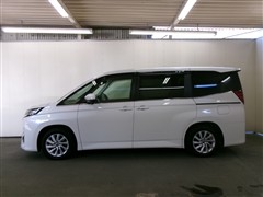 ノア ハイブリッド Z