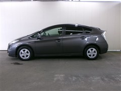 プリウス S LEDエディション