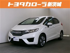 フィット ハイブリッド F パッ