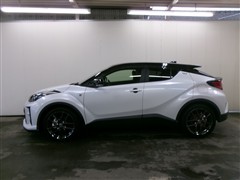 C-HR S GRスポーツ