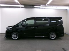 ヴォクシー ハイブリッド ZSキラ