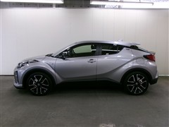 C-HR S GRスポーツ
