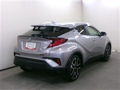 C-HR S GRスポーツ