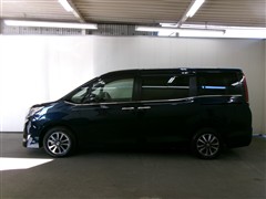 エスクァイアHV GIブラックテーラト