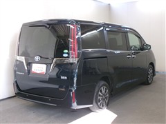 エスクァイアHV GIブラックテーラト