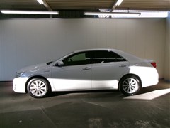 カムリ ハイブリッド G パッケー