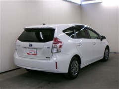 プリウスアルファ S チューンB 2