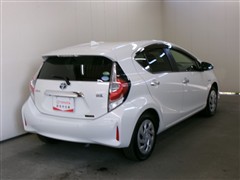 アクア S スタイルブラック