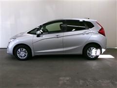 フィット 13G Fパッケージコンフ