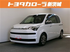 トヨタ　スペイド F ウイーン 2