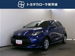 トヨタ　ヤリス X