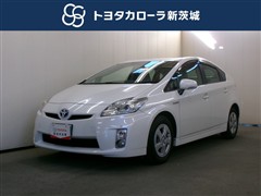 トヨタ プリウス S