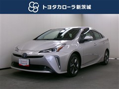 トヨタ プリウス A ツーリングセレクション