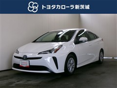 プリウス S