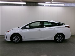 プリウス A プレミアム