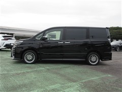 ヴォクシー hv ZS キラメキ3