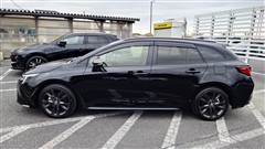 カローラツーリング hv WxB