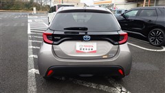 ヤリス ハイブリッド G