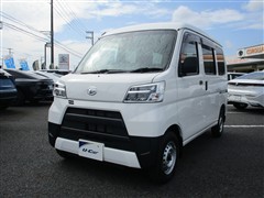 ダイハツ ハイゼットカーゴ デラックスSA3