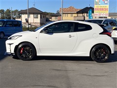 GRヤリス RZ ハイパフォーマンス