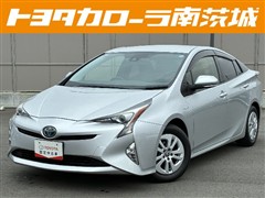 トヨタ プリウス S