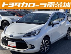 トヨタ　アクア Z