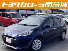 トヨタ　アクア S スタイルブラック