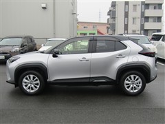 ヤリスクロス ハイブリッド G