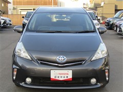 プリウスアルファ S