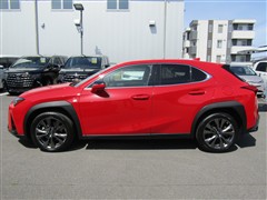 UX 200 Fスポーツ