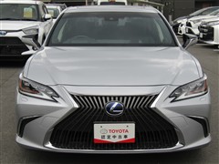 ES 300h バージョンL