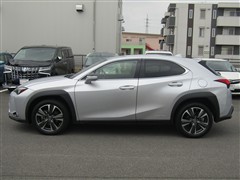 UX 250h バージョンL