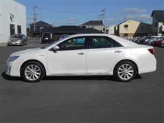 カムリハイブリッド Gパッケージ