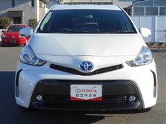 プリウスアルファ S