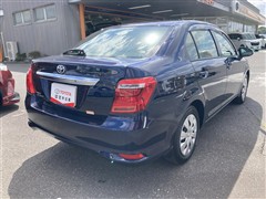 カローラアクシオ X