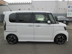 N-BOXカスタムG・L tbホンダセ