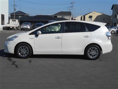 プリウスアルファ Gチューンブラック