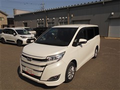 トヨタ ノア ハイブリッド G