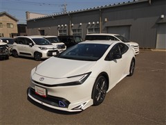トヨタ プリウス Z