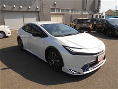 プリウス Z