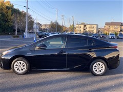 プリウス S セーフティプラス