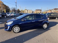 アクア S スタイルブラック