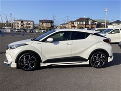 C-HR ハイブリッド G