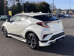 C-HR ハイブリッド G